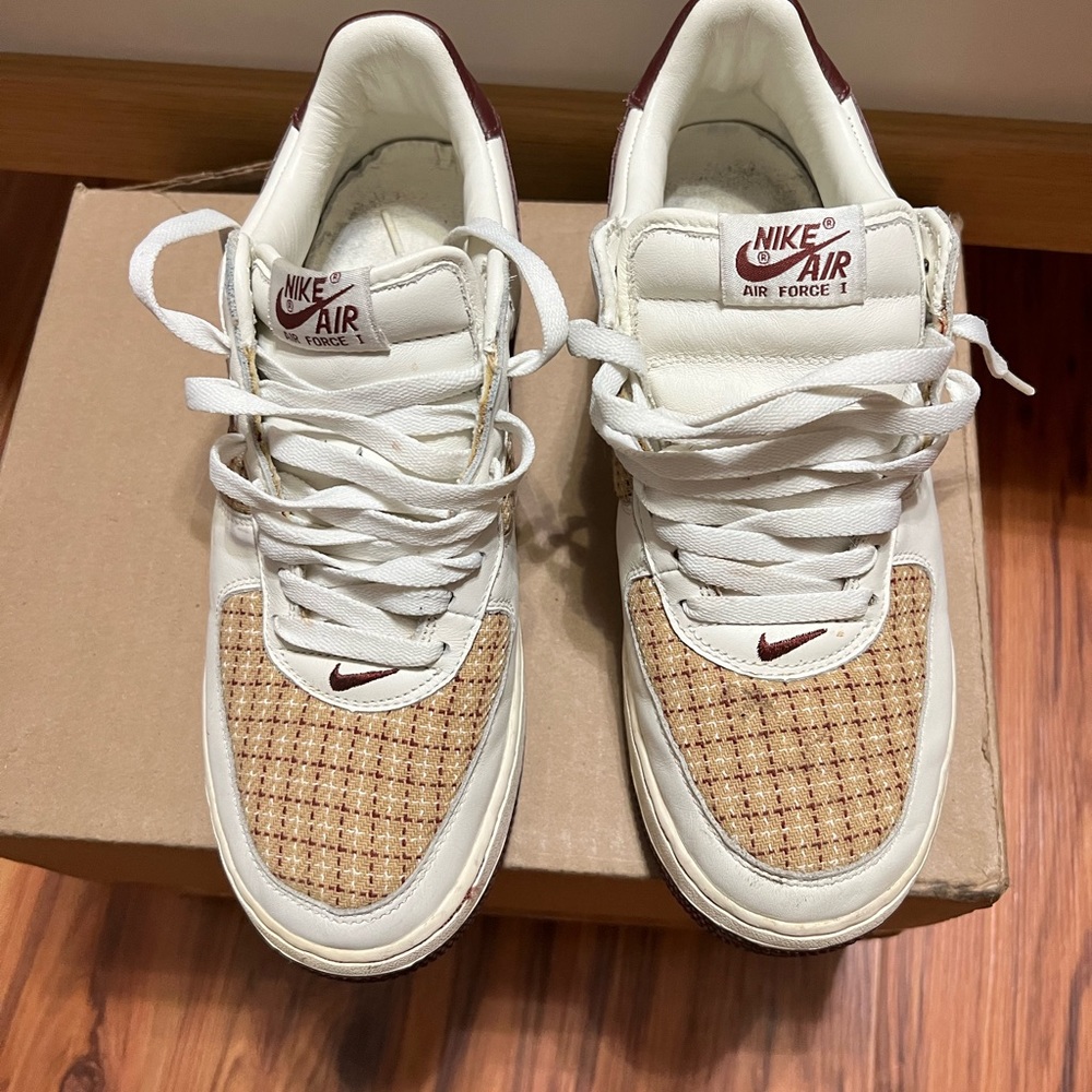 Womens nike Air Force 1 premium sail/ redwood plaid tweed